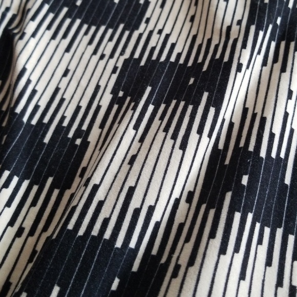 Lularoe Leggings - Picture 2 of 2